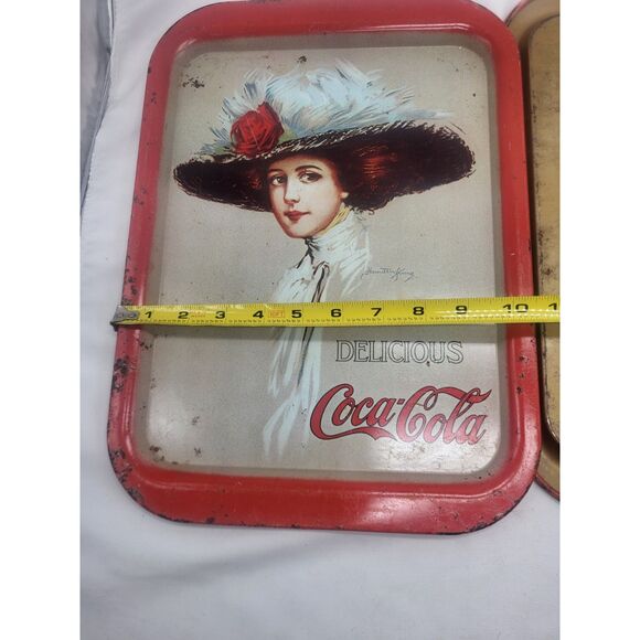 Coca-Cola 1971 Lot of 2 Metal Tin Trays - Picture 4 of 6